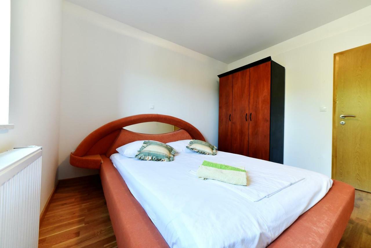 Apartment Hertz Imotski